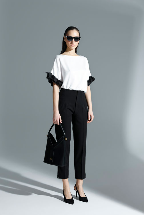 Elegantna bluza sa dekorativnim rukavima Tiffany Production